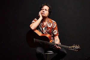 Diego-Garcia-_El-Twangero_-_-Photo-by-Piero-F-Giunti