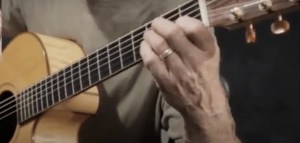 Alex de grassi fretting hand